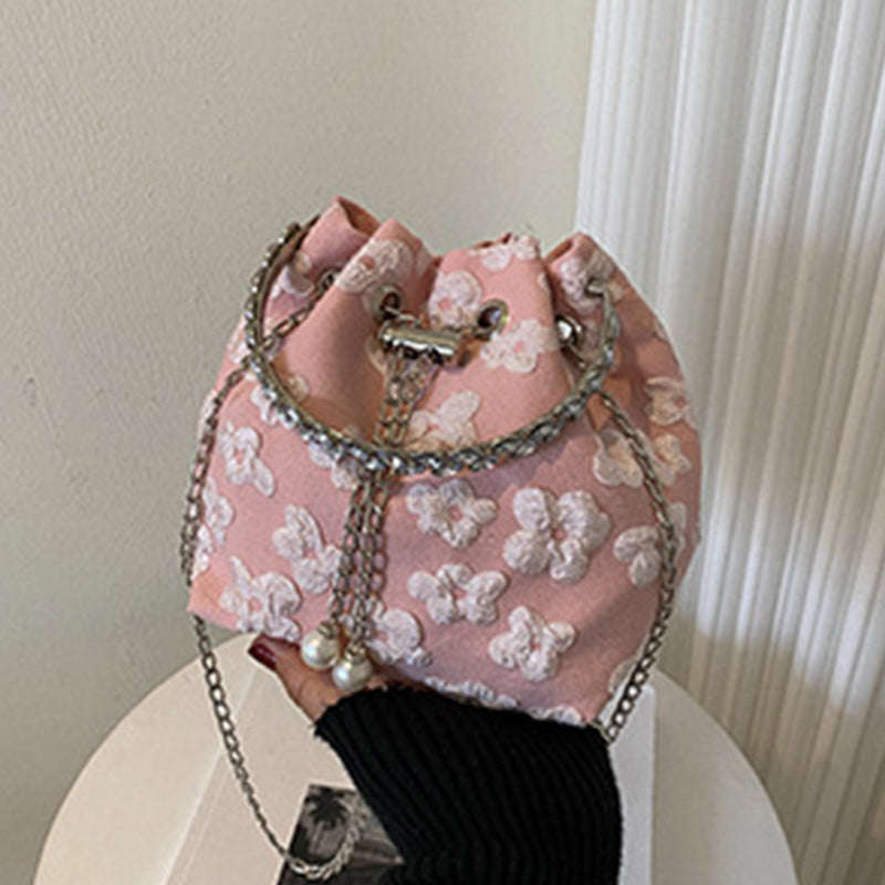 Effortlessly Elegant Bag with a Timeless Design