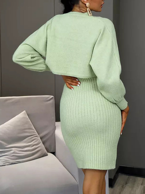 Classic Vintage Sweater with a Flattering Fit