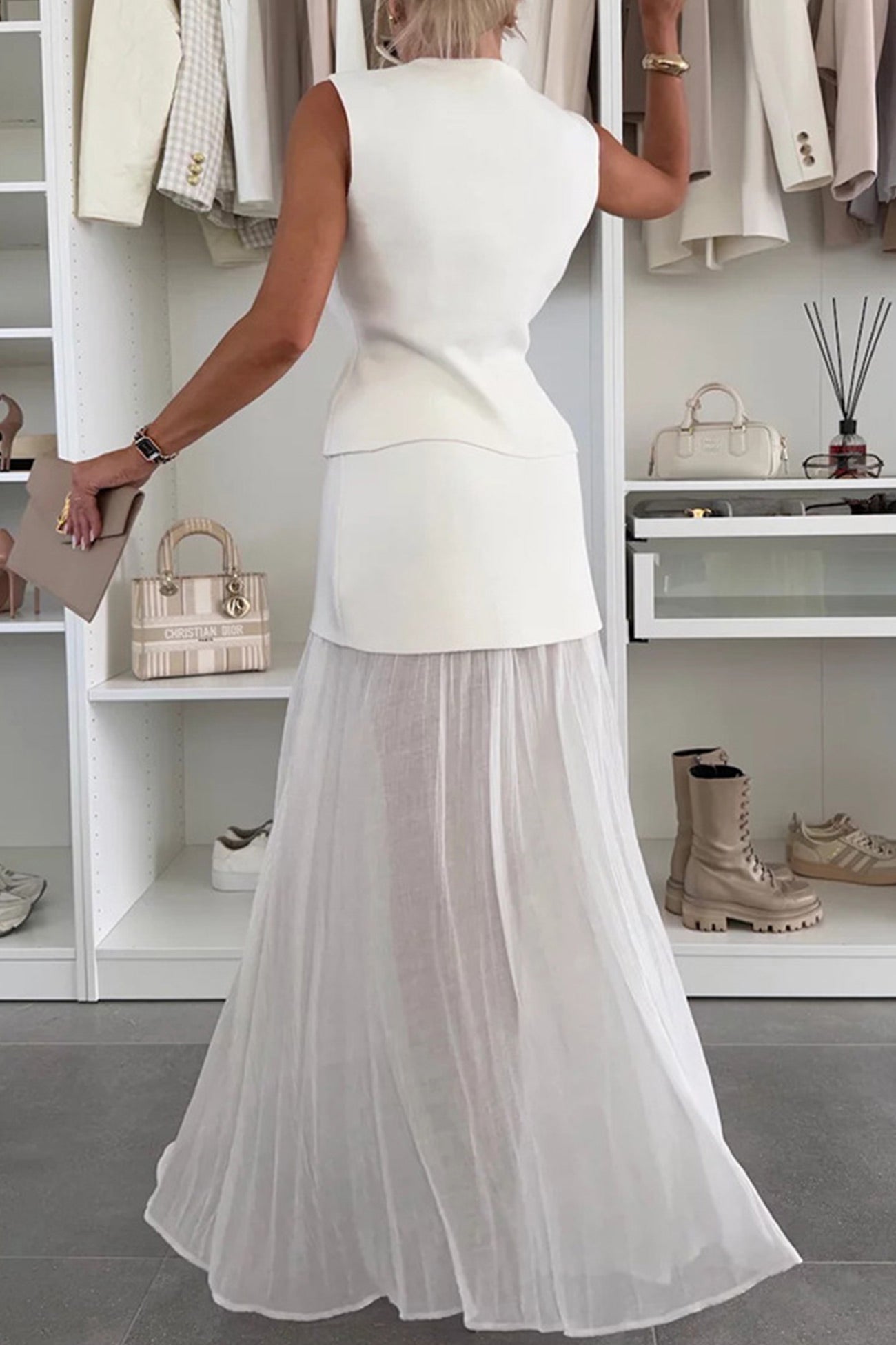 Classic Vintage Top with a Flattering Fit