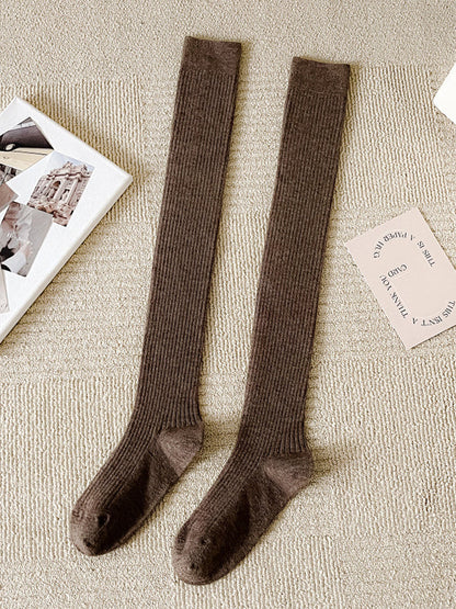 Well Tailored Garment with a Graceful Silhouette