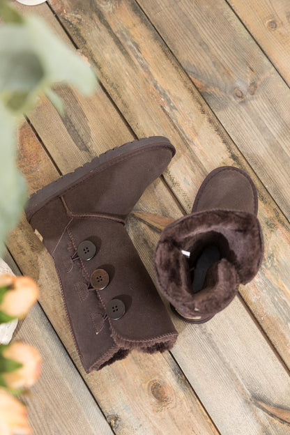 Sophisticated Boots with a Clean Classic Look