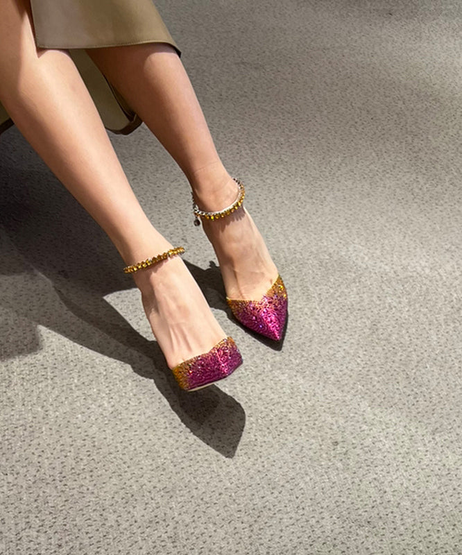 Well Tailored Sandals with a Graceful Silhouette