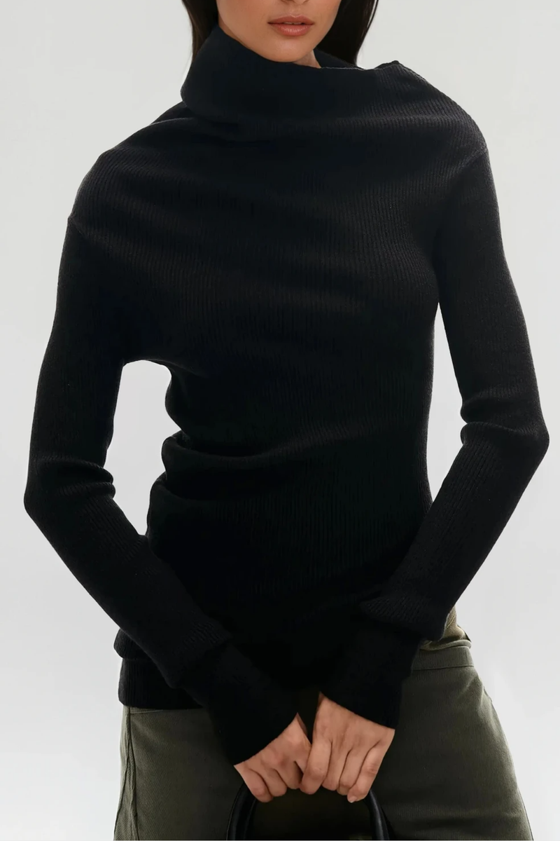 Beautifully Crafted Top in a Classic Style