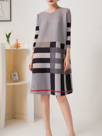 Well Tailored Dress with a Graceful Silhouette