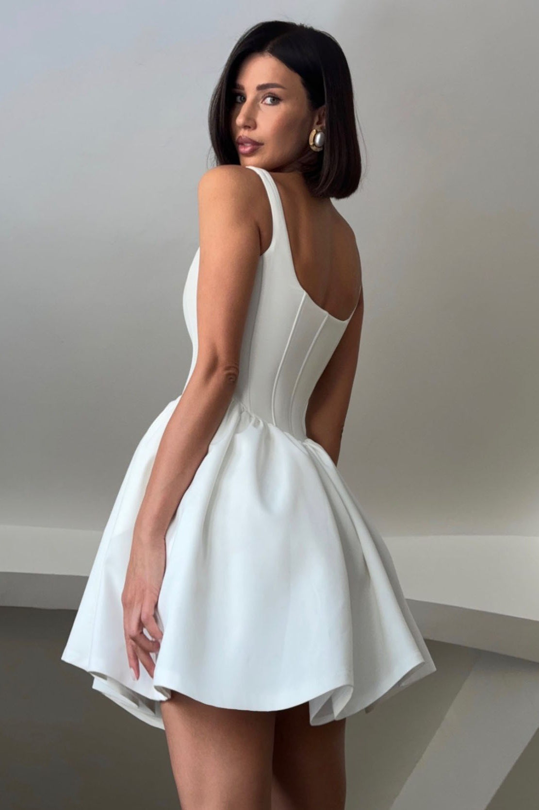 Sophisticated Dress with a Clean Classic Look