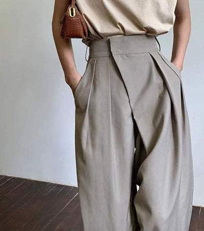 Elegantly Styled Pants for Everyday Wear