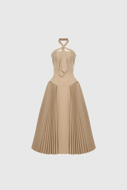 Polished Dress with an Effortless Classic Look