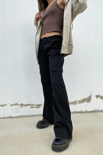 Effortlessly Elegant Garment with a Timeless Design