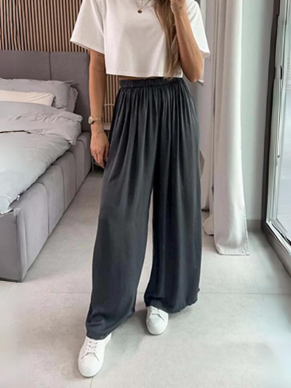 Beautifully Finished Pants in a Timeless Design