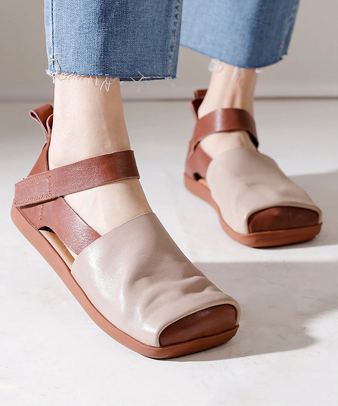 Effortlessly Elegant Shoes with a Timeless Design