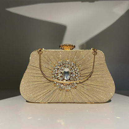 Beautifully Crafted Bag in a Classic Style