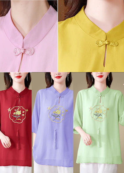 Effortlessly Elegant Top with a Timeless Design