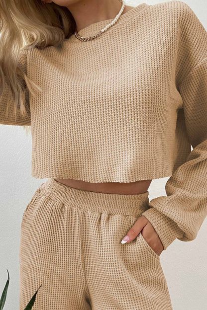 Elegantly Styled Pants for Everyday Wear