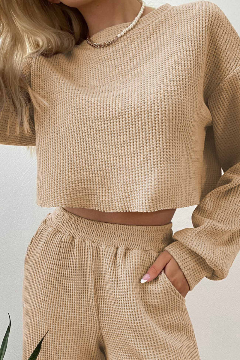 Elegantly Styled Pants for Everyday Wear