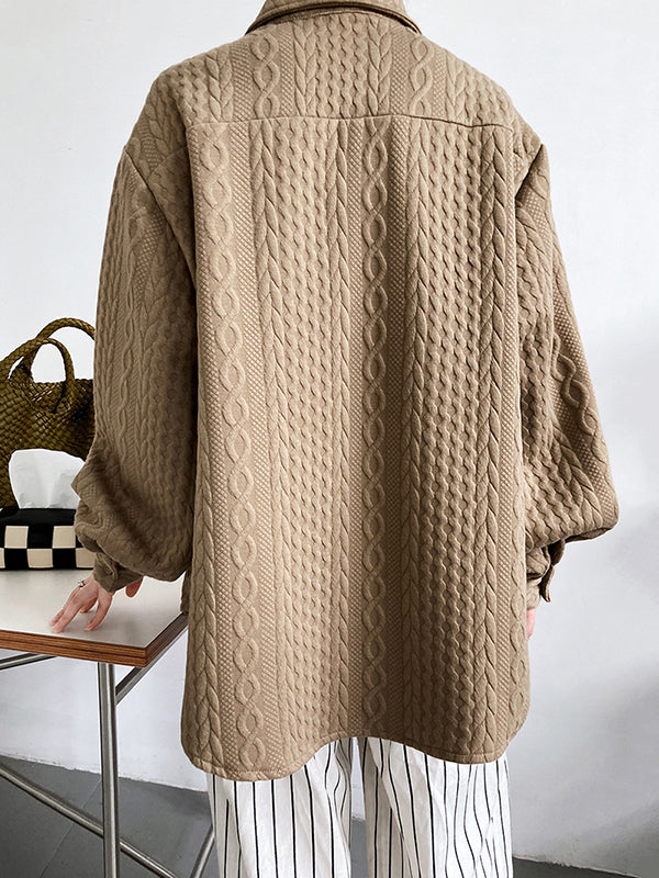 Sophisticated Blouse with a Clean Classic Look