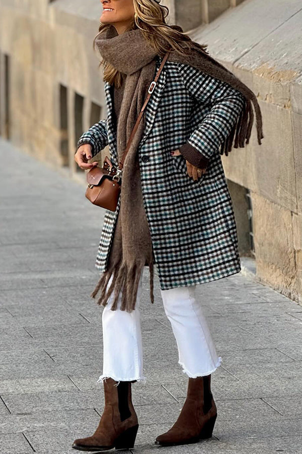 Sophisticated Coat with a Clean Classic Look