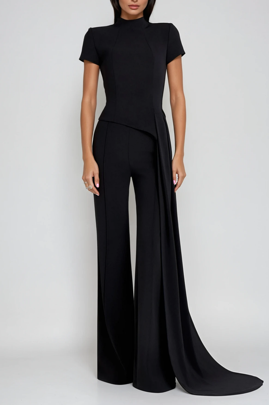 Well Tailored Pants with a Graceful Silhouette