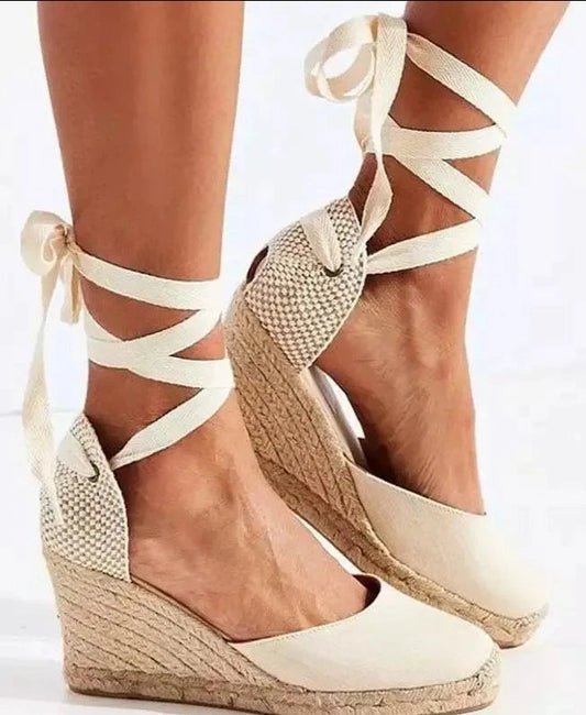 Polished Sandals with an Effortless Classic Look
