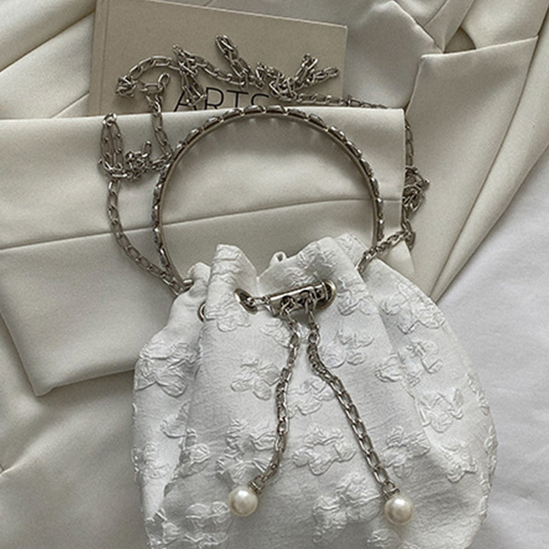Effortlessly Elegant Bag with a Timeless Design