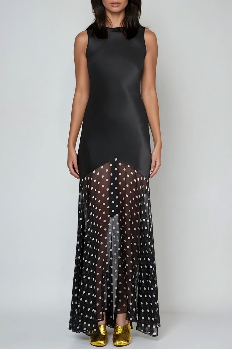 Effortlessly Elegant Dress with a Timeless Design