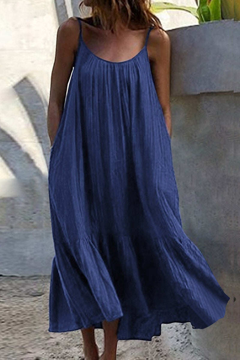 Beautifully Finished Dress in a Timeless Design