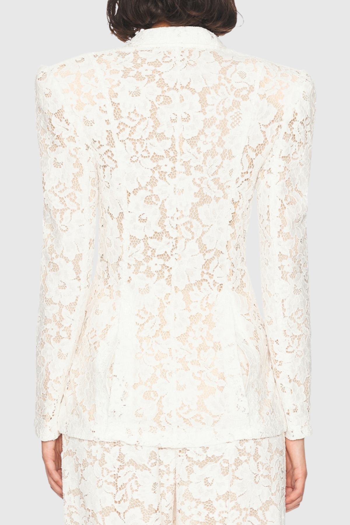 Effortlessly Elegant Pants with a Timeless Design