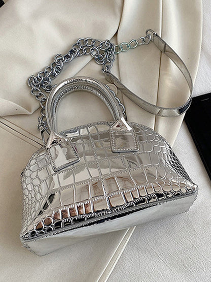 Beautifully Crafted Bag in a Classic Style