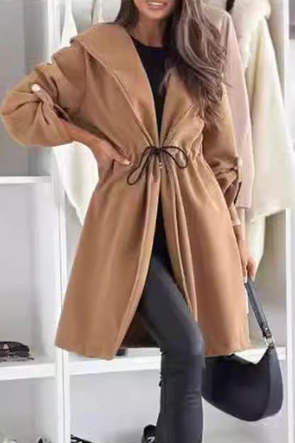 Sophisticated Garment with a Clean Classic Look