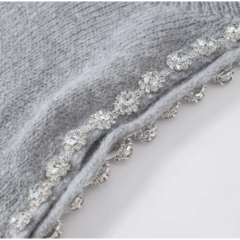 Classic Vintage Sweater with a Flattering Fit
