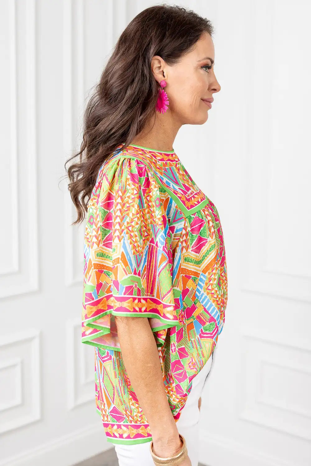 Sophisticated Blouse with a Clean Classic Look