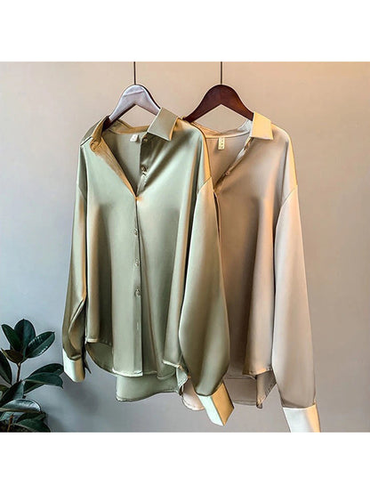 Classic Vintage & Enduringly Stylish Blouse