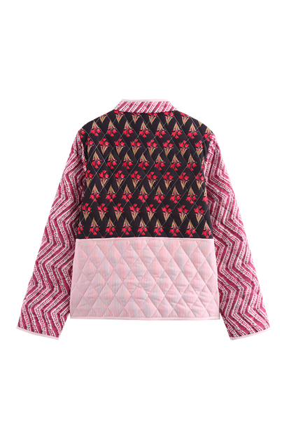 Effortlessly Elegant Jacket with a Timeless Design