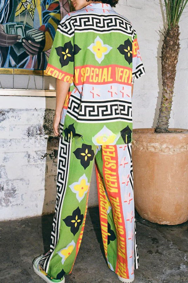 Classic Vintage Pants with a Flattering Fit