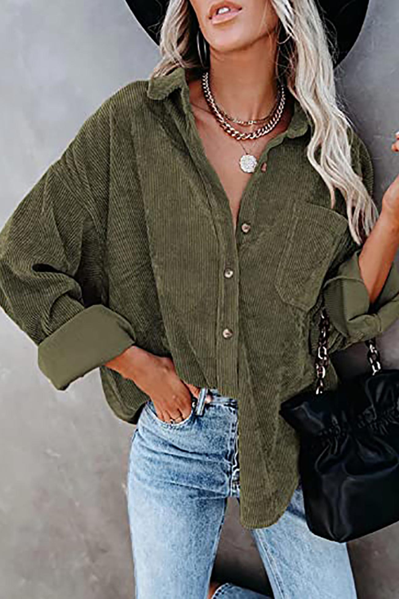 Sophisticated Shirt with a Clean Classic Look