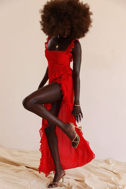 Effortlessly Elegant Dress with a Timeless Design