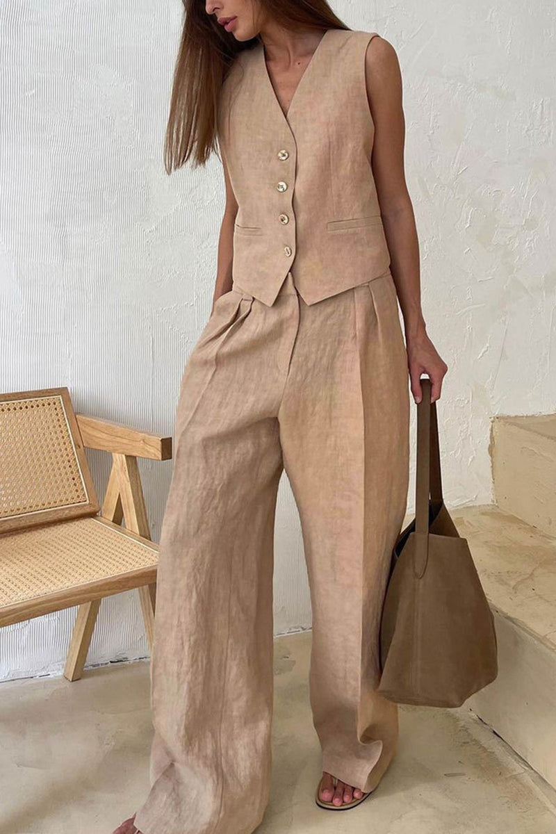 Beautifully Finished Pants in a Timeless Design