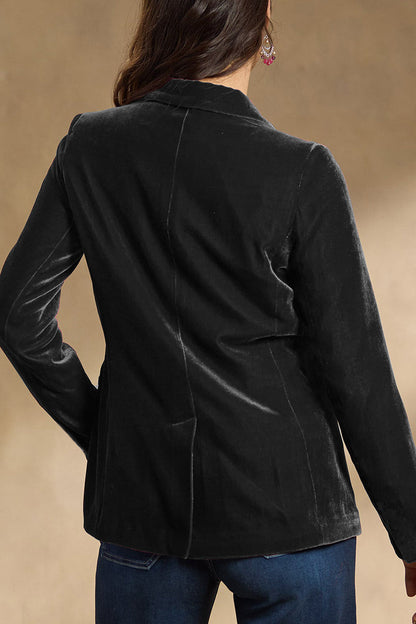 Well Tailored Garment with a Graceful Silhouette