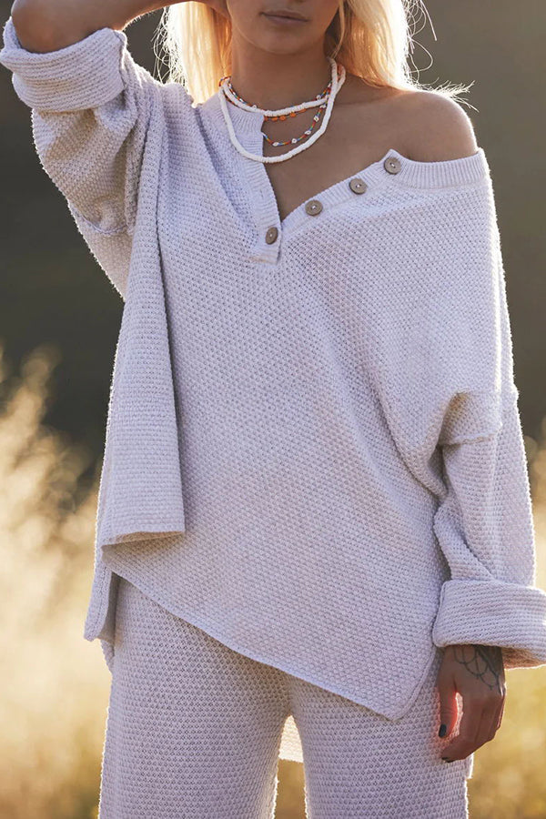 Beautifully Finished Top in a Timeless Design
