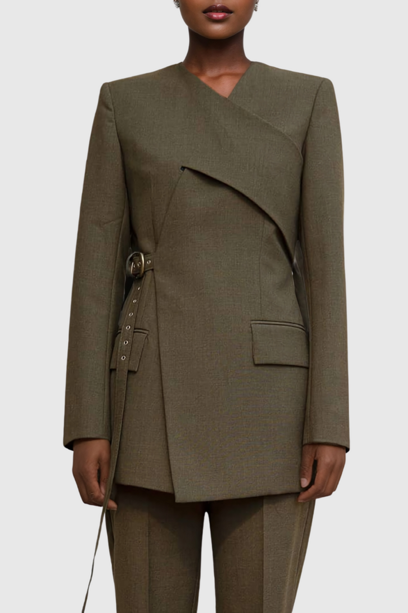 Polished Garment with an Effortless Classic Look