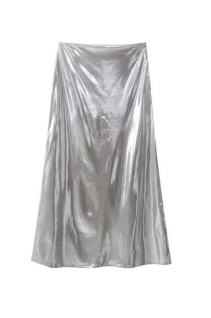Beautifully Finished Garment in a Timeless Design