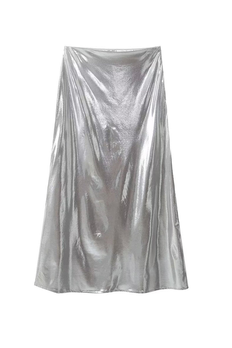 Beautifully Finished Garment in a Timeless Design