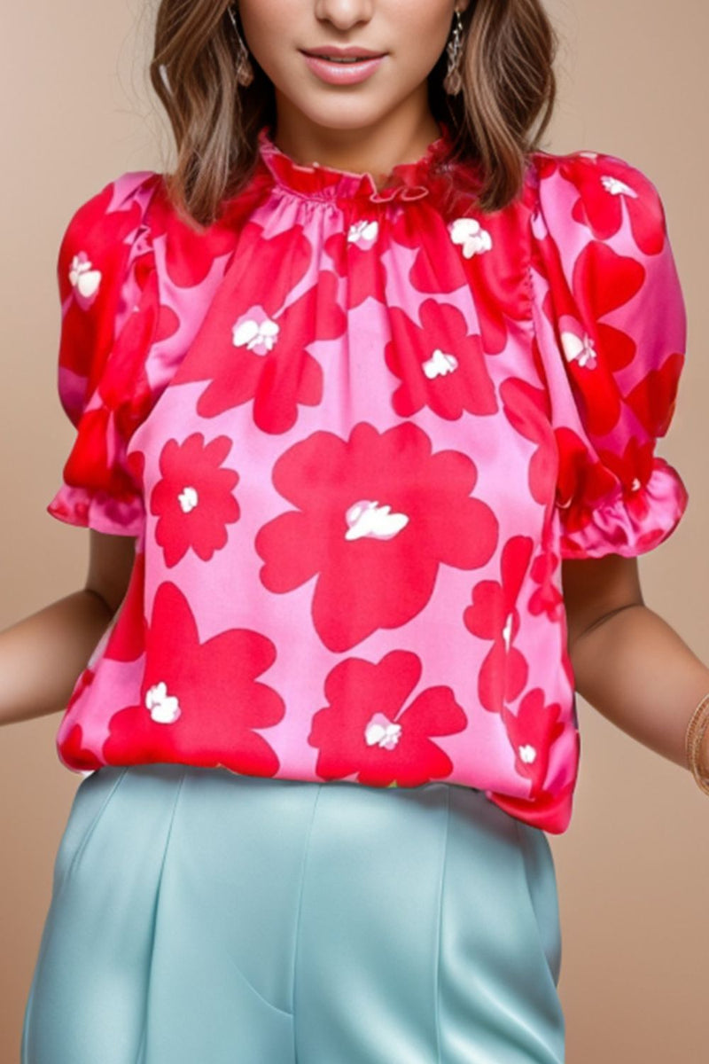 Sophisticated Blouse with a Clean Classic Look