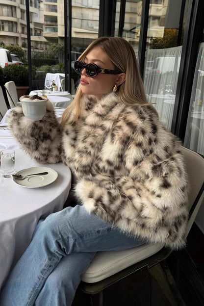 Beautifully Crafted Coat in a Classic Style