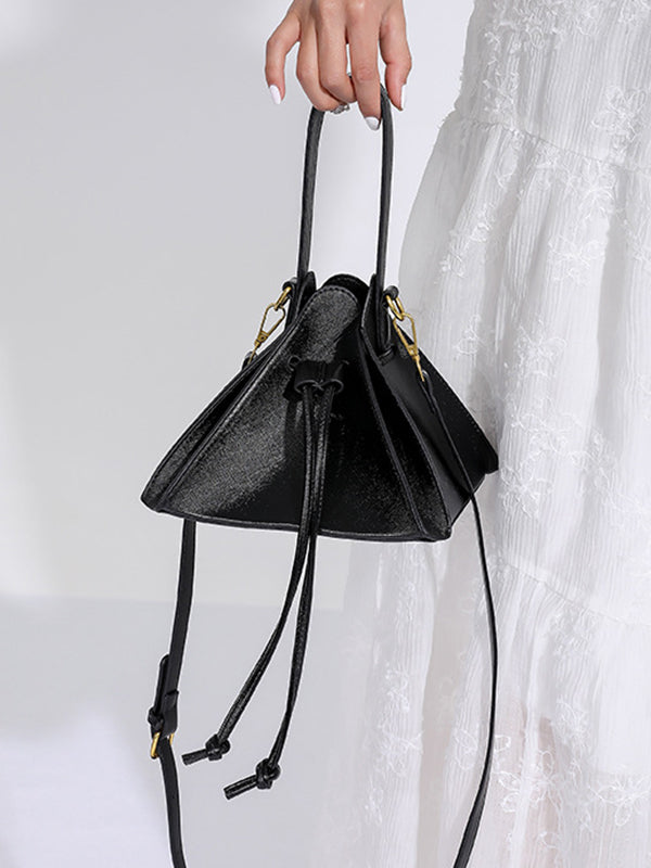 Beautifully Finished Bag in a Timeless Design
