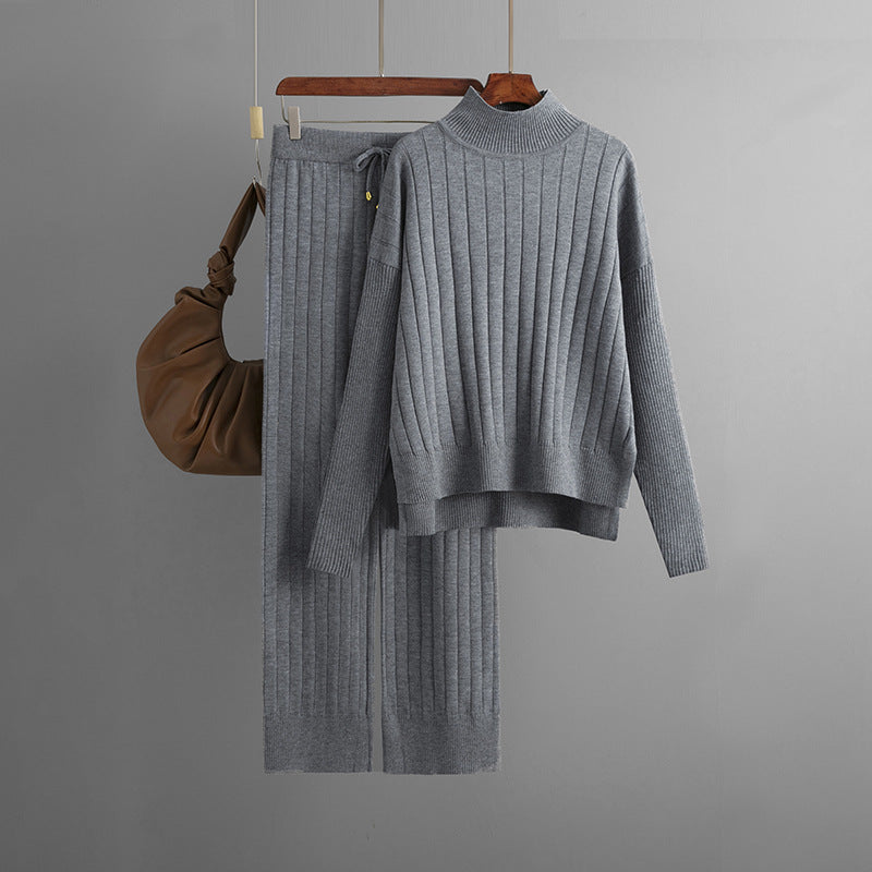 Classic Vintage Sweater with a Flattering Fit