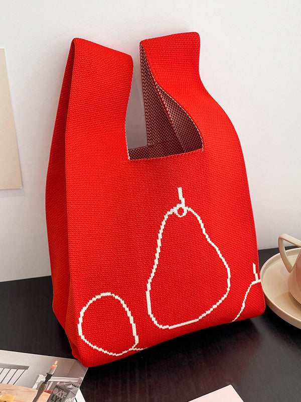 A Vintage Style Bag with Delicate Timeless Details