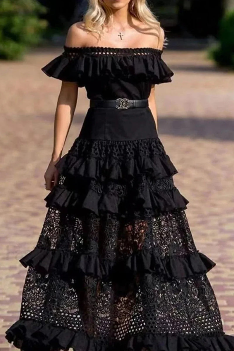Beautifully Finished Dress in a Timeless Design