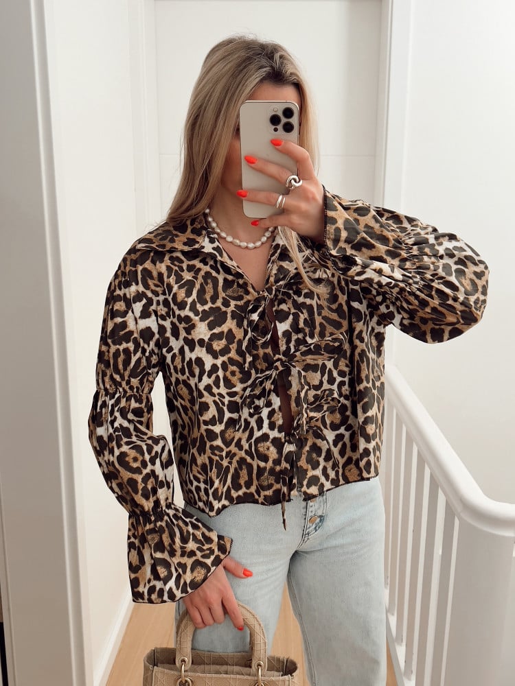 Classic Vintage & Enduringly Stylish Shirt