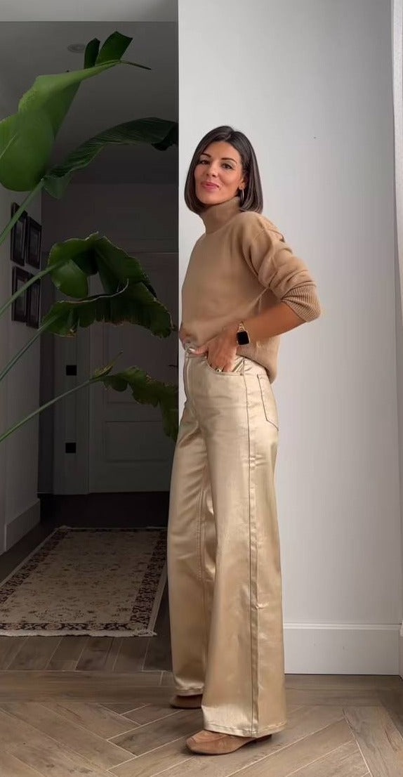 Classic Vintage Garment with a Flattering Fit