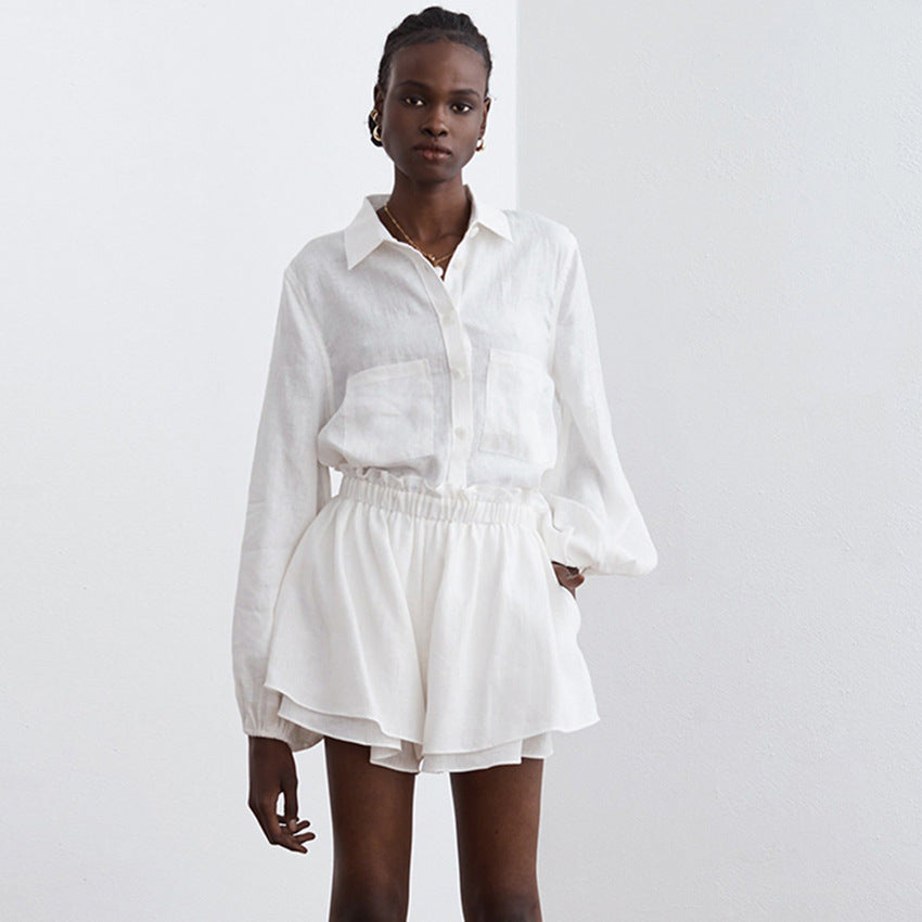 Classic Vintage Blouse with a Flattering Fit